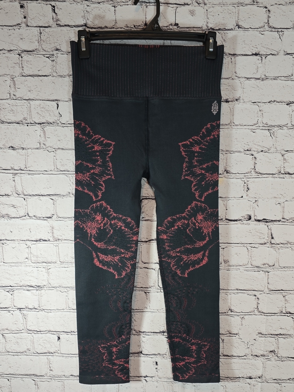 Free People FP Movement Gray Leggings with Pink Floral Accents Size M